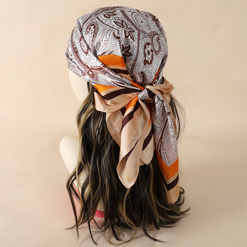 Luxury Women Silk Square Scarf - Luxury Bags Women avaliação e preço