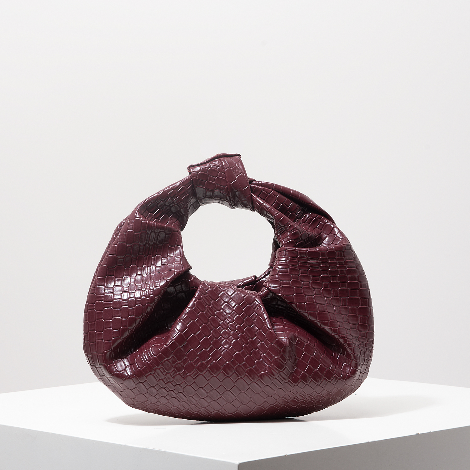 Vintage Faux Leather Woven Pat - Luxury Bags Dior avaliação e preço
